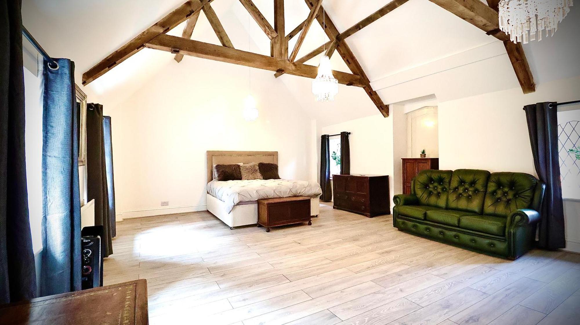 The Coach House Greenhithe